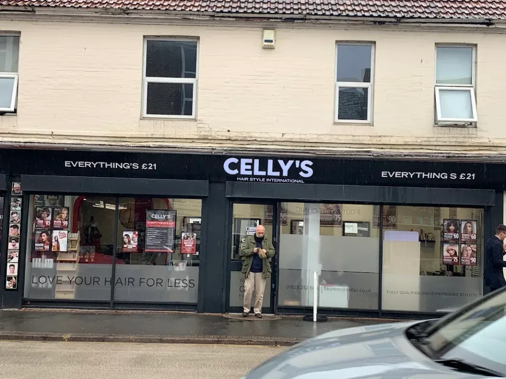 CELLY'S Hairsalon Taunton — Hairdresser in Taunton